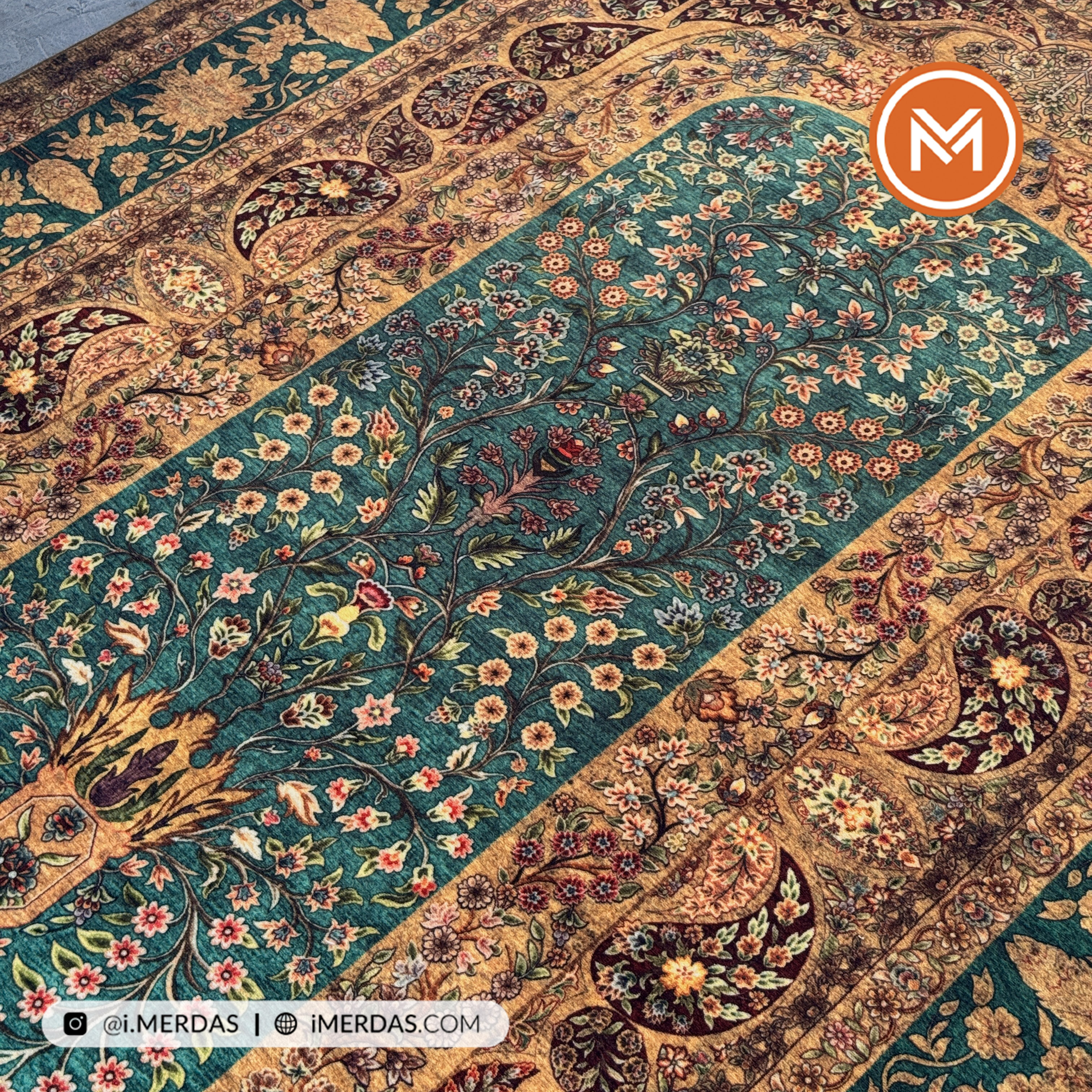 فرش کهنه نما کد 25NH0060 زمینه سبز
